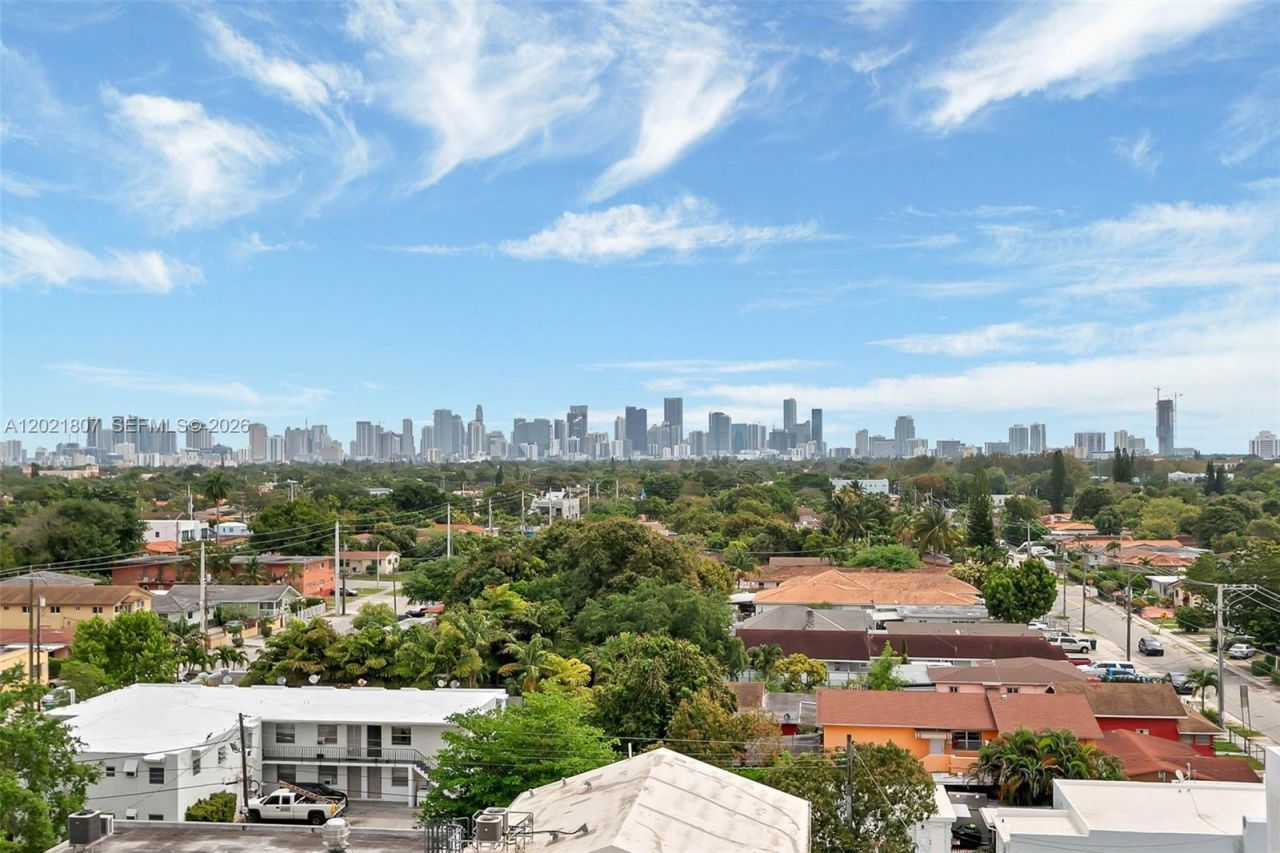 1690 SW 27th Ave , Unit 805, Miami, FL 33145 Photo