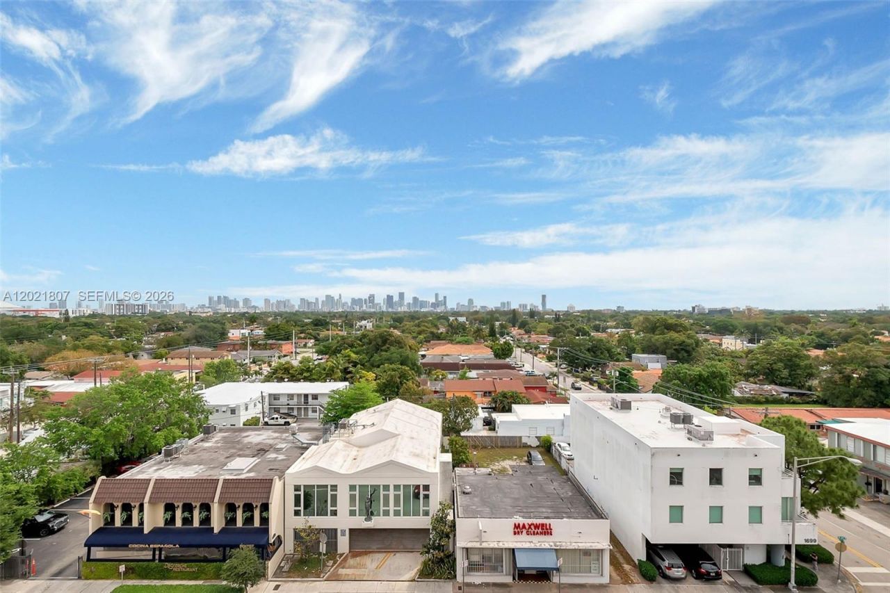 1690 SW 27th Ave , Unit 805, Miami, FL 33145 Photo