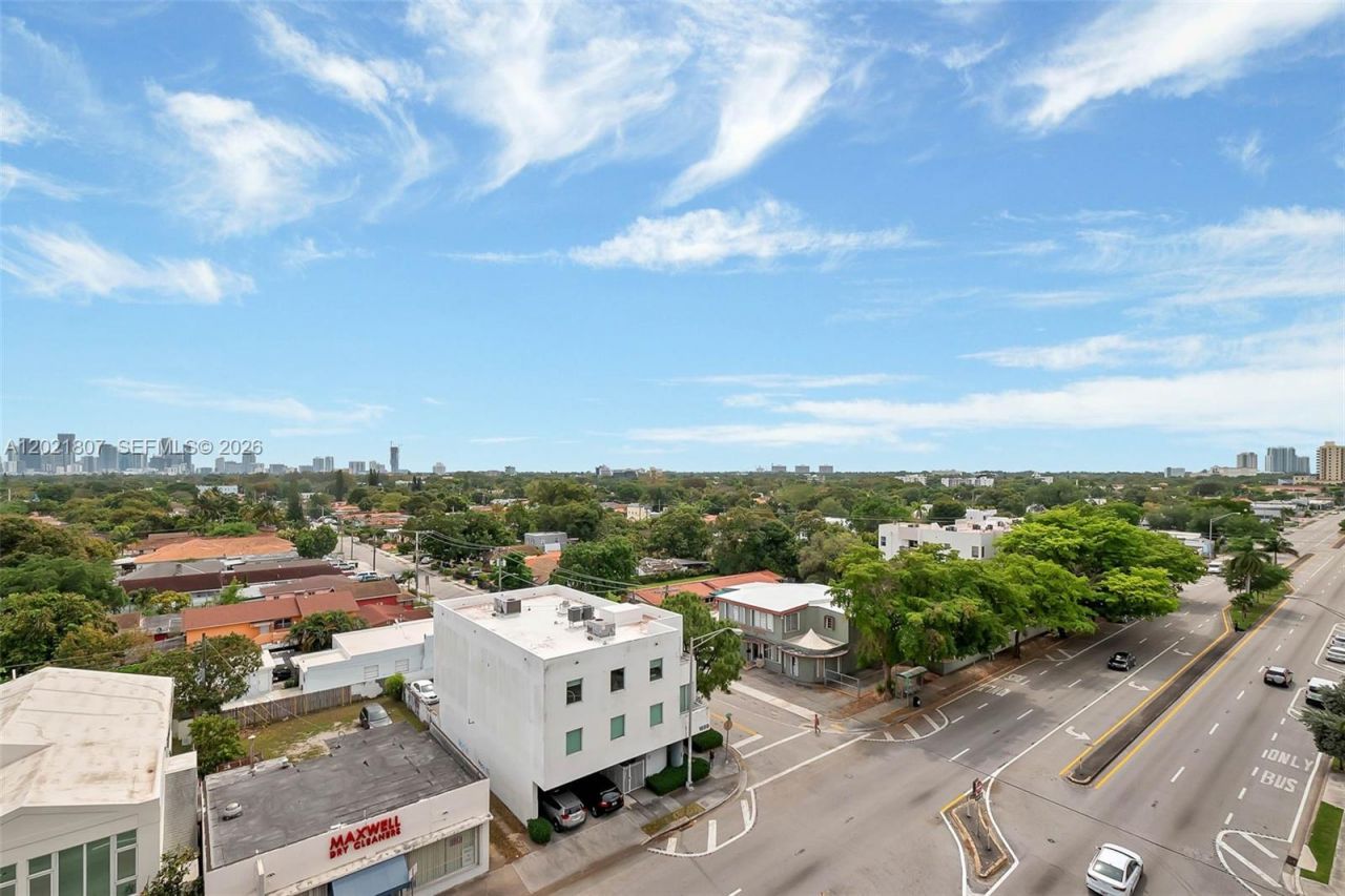 1690 SW 27th Ave , Unit 805, Miami, FL 33145 Photo
