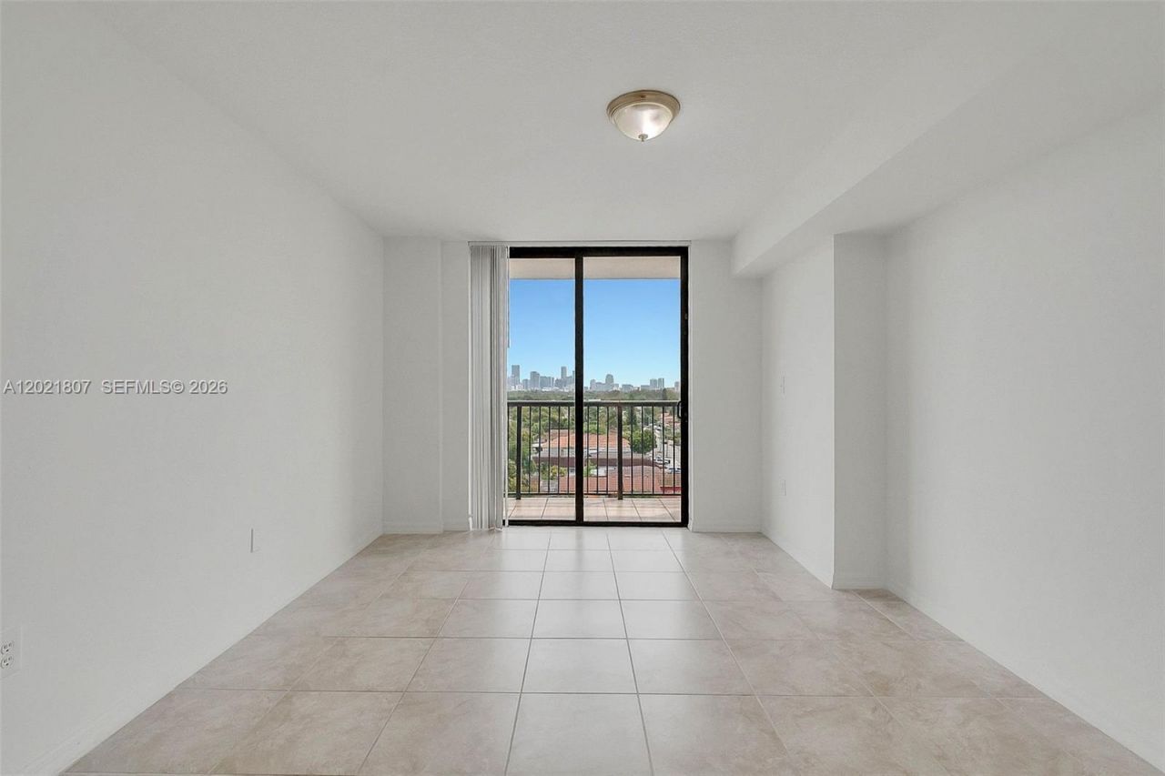 1690 SW 27th Ave , Unit 805, Miami, FL 33145 Photo