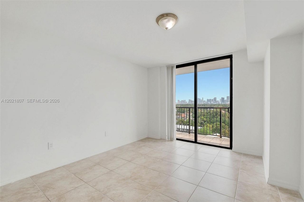 1690 SW 27th Ave , Unit 805, Miami, FL 33145 Photo