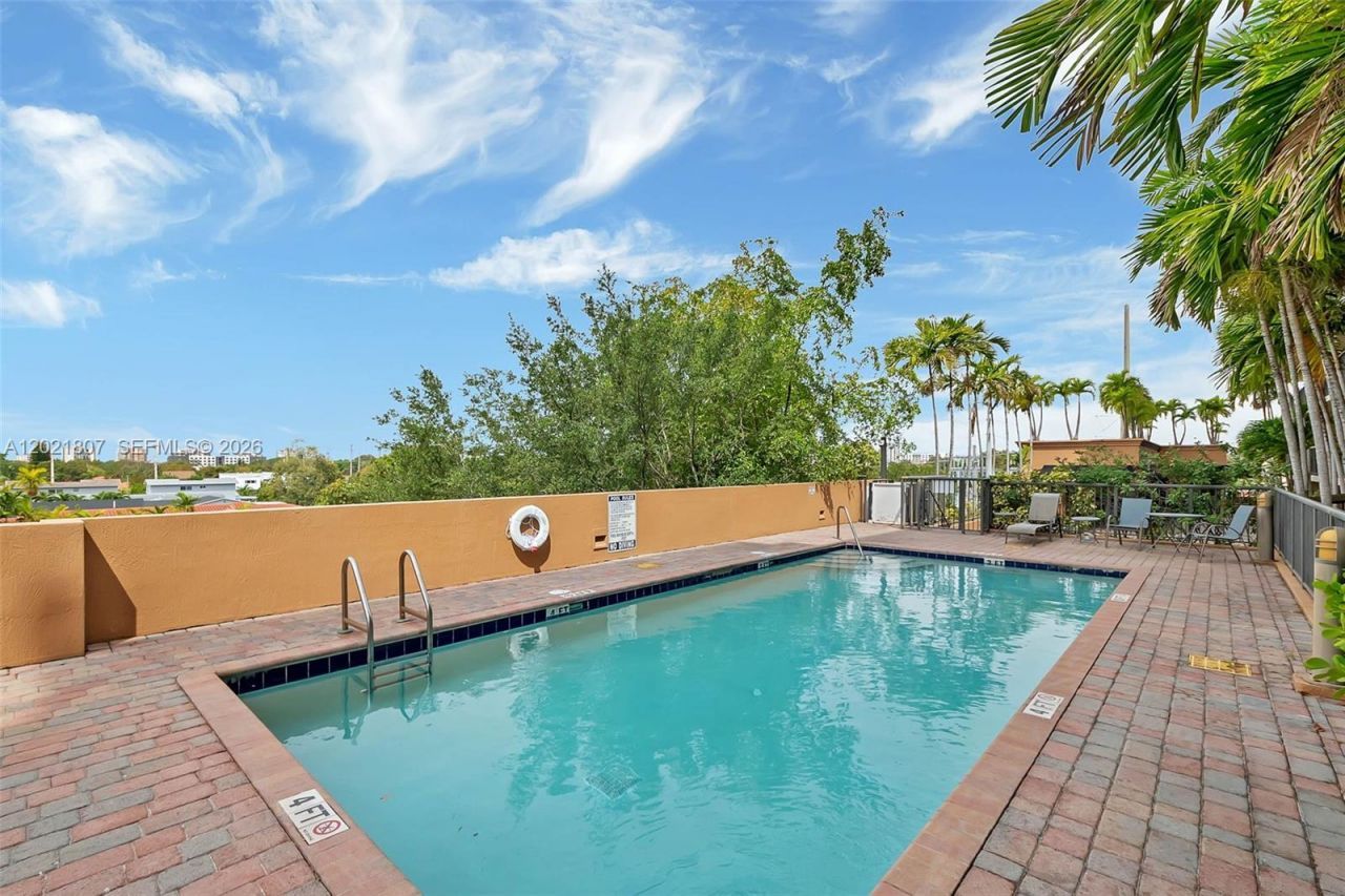 1690 SW 27th Ave , Unit 805, Miami, FL 33145 Photo