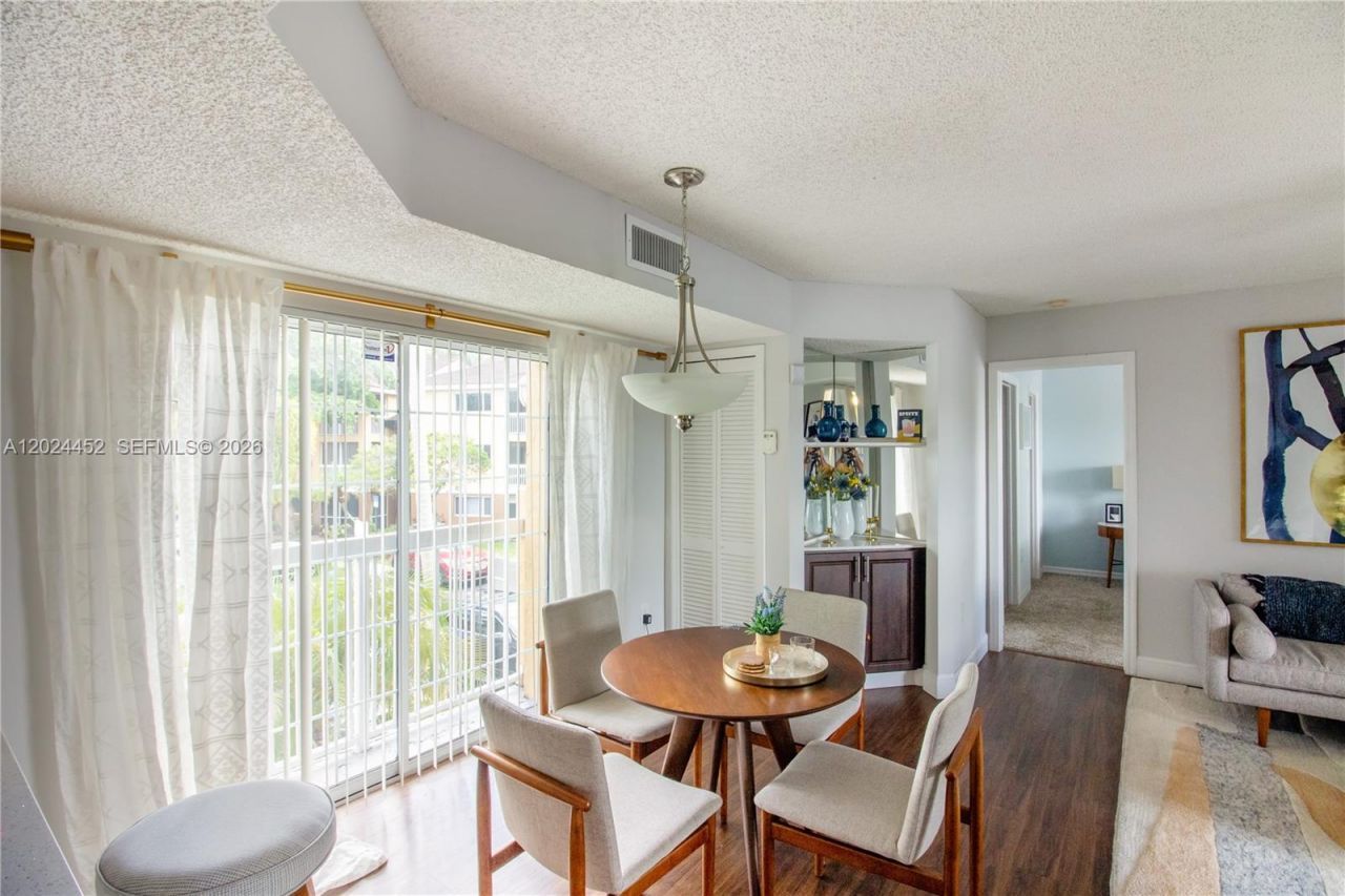 17230 NW 64th Ave, Unit #, Miami Lakes, FL 33015 Photo