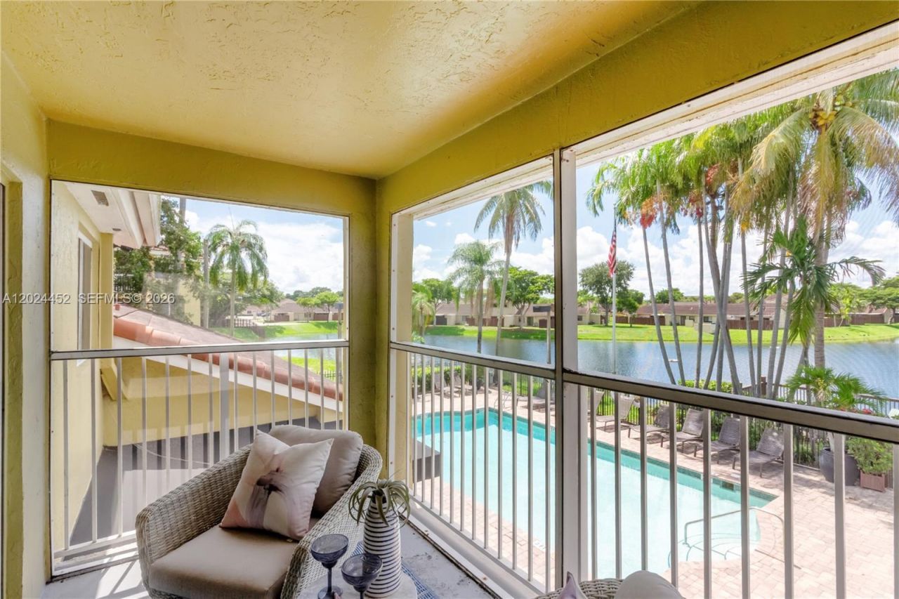 17230 NW 64th Ave, Unit #, Miami Lakes, FL 33015 Photo