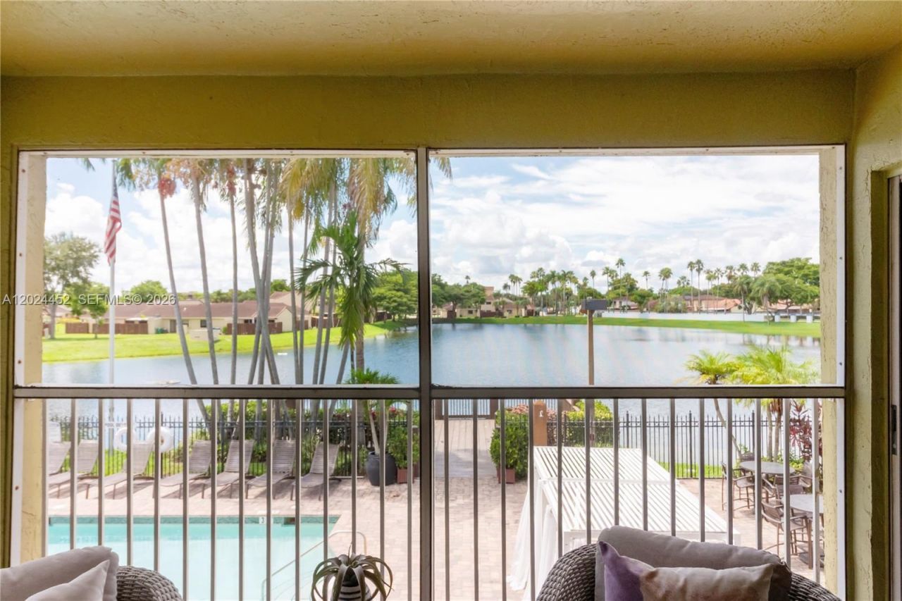 17230 NW 64th Ave, Unit #, Miami Lakes, FL 33015 Photo