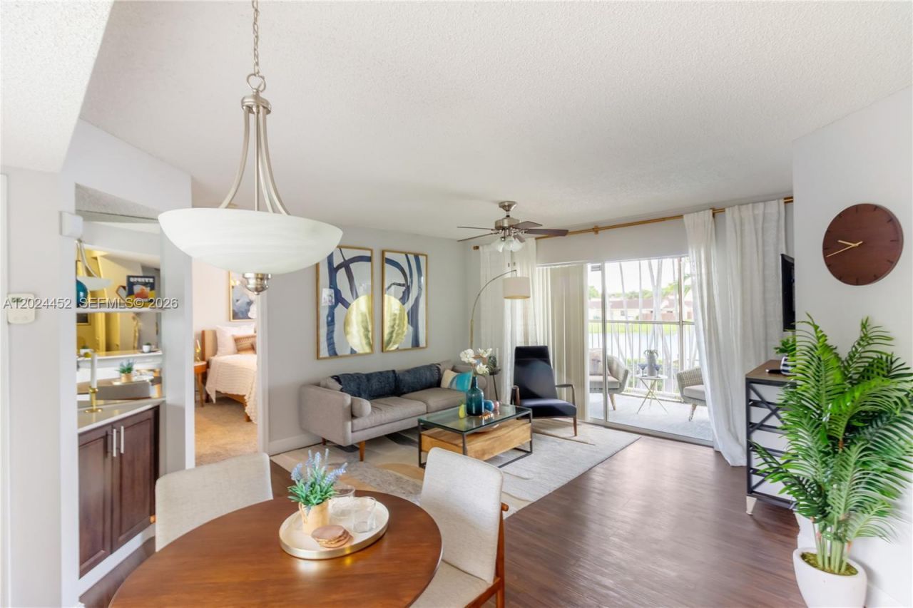 17230 NW 64th Ave, Unit #, Miami Lakes, FL 33015 Photo