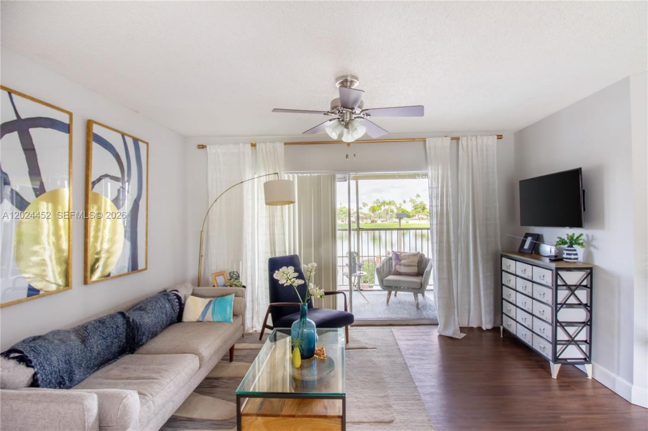 17230 NW 64th Ave, Unit #, Miami Lakes, FL 33015 Photo