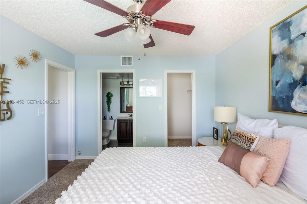 17230 NW 64th Ave, Unit #, Miami Lakes, FL 33015 Photo