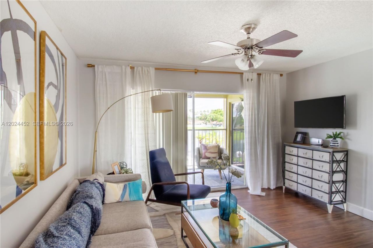 17230 NW 64th Ave, Unit #, Miami Lakes, FL 33015 Photo