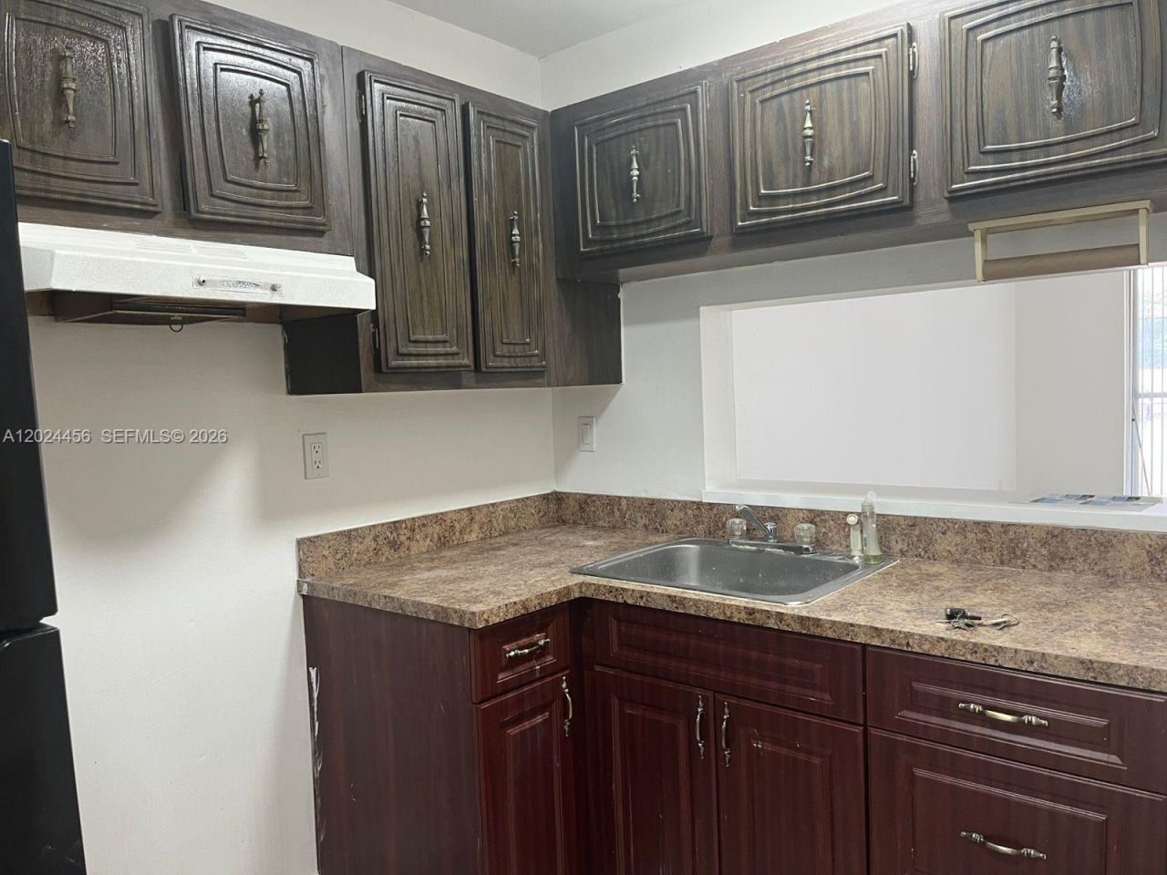 484 NW 165th St Rd, Unit A-111, Miami, FL 33169 Photo