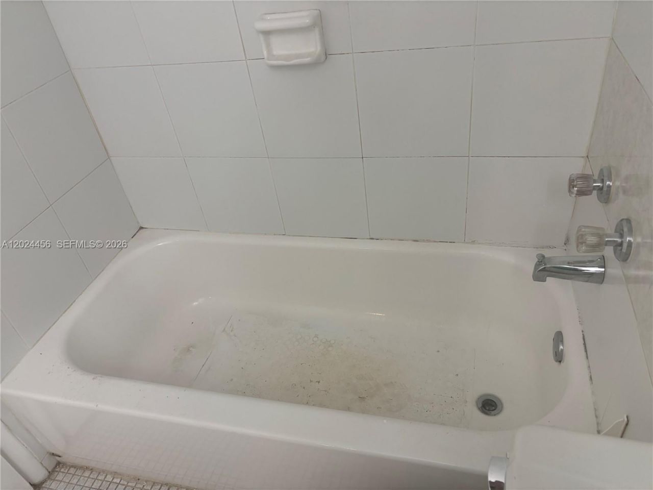 484 NW 165th St Rd , Unit A-111, Miami, FL 33169 Photo