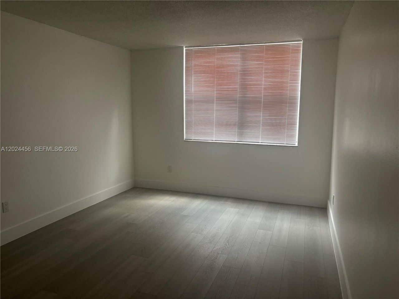 484 NW 165th St Rd , Unit A-111, Miami, FL 33169 Photo