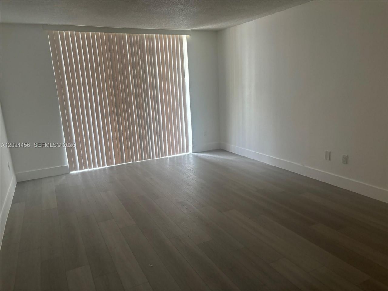 484 NW 165th St Rd , Unit A-111, Miami, FL 33169 Photo