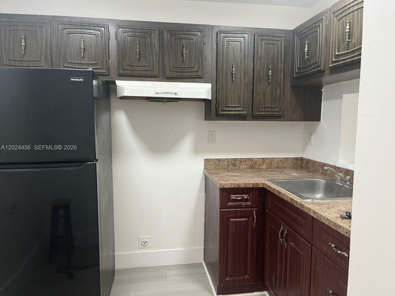 484 NW 165th St Rd, Unit A-111, Miami, FL 33169 Photo