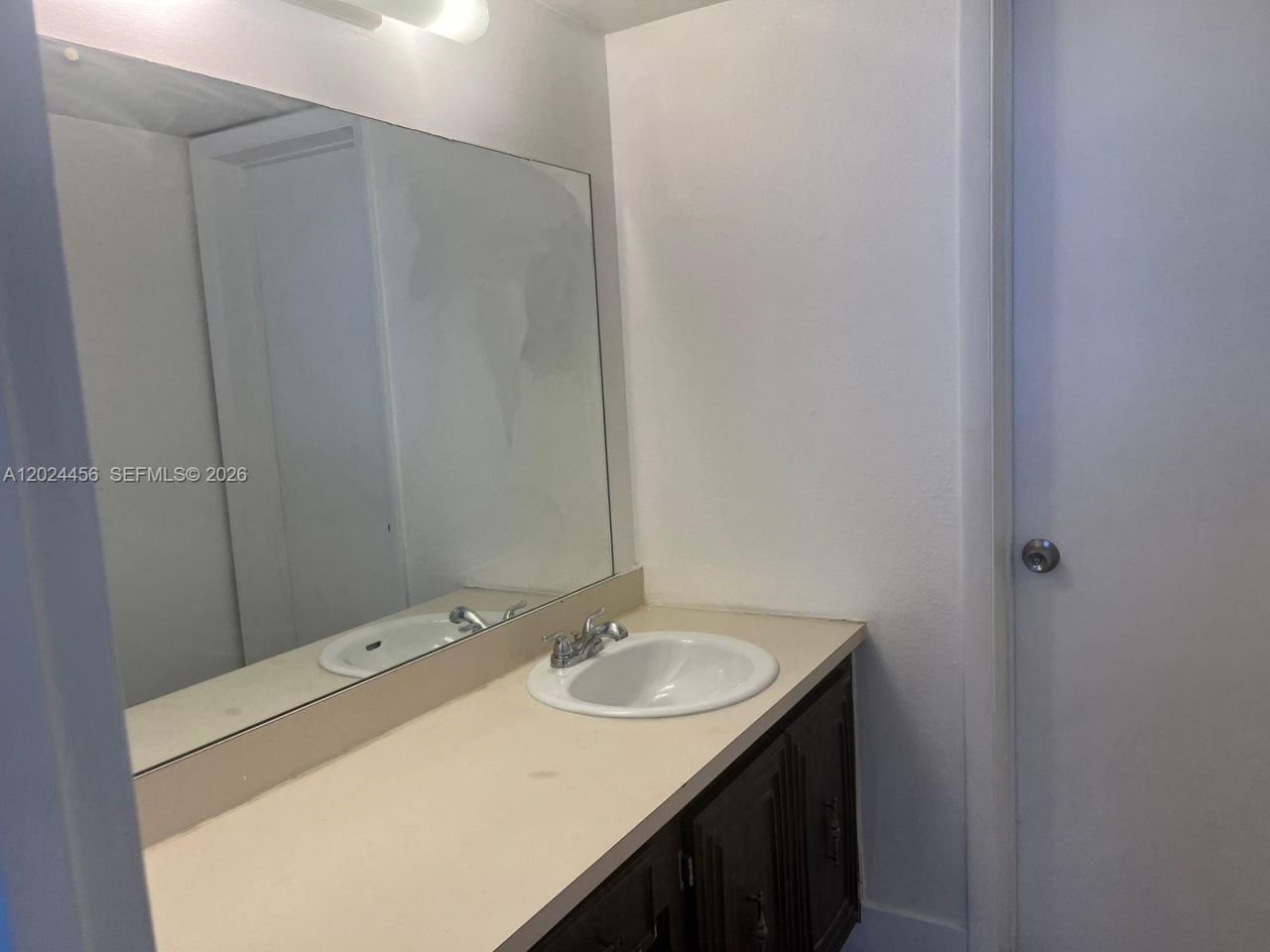 484 NW 165th St Rd, Unit A-111, Miami, FL 33169 Photo