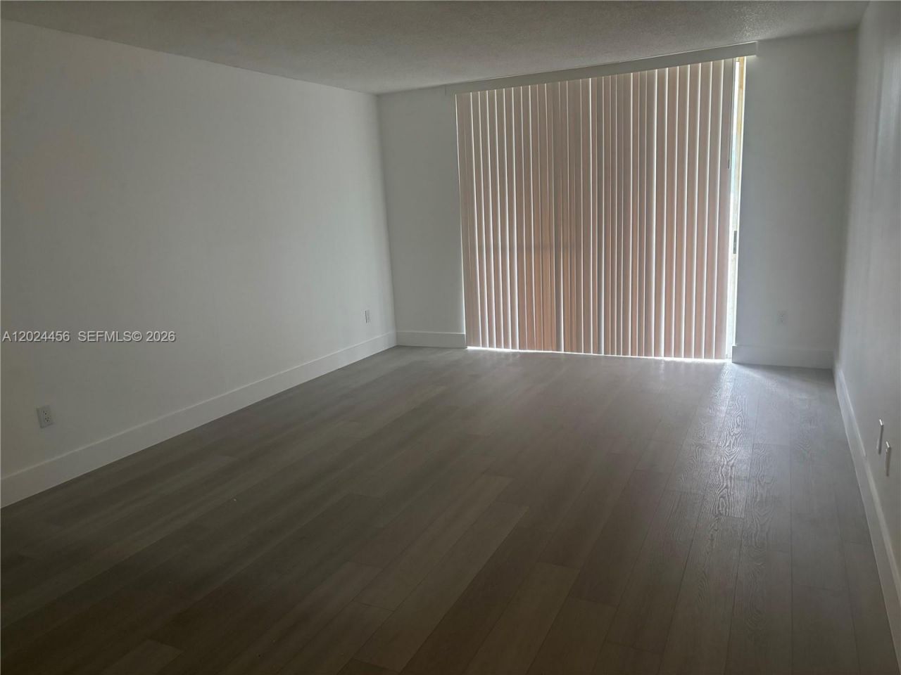 484 NW 165th St Rd , Unit A-111, Miami, FL 33169 Photo