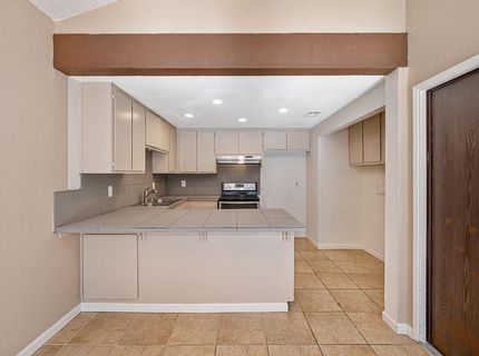 5508 Millhouse Pl, Sacramento, CA 95841 Photo