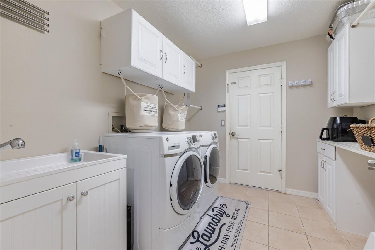 10131 Paddock Oaks Drive , Riverview, FL 33569 Photo