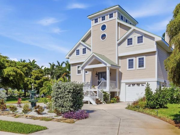 7107 HAWKS HARBOR CIRCLE , BRADENTON, FL 34207