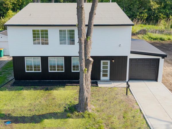 5608 E 10th Avenue , Gary, IN 46403