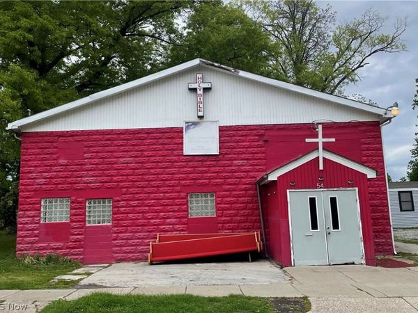 54 Saint Louis Avenue, Youngstown, OH 44507