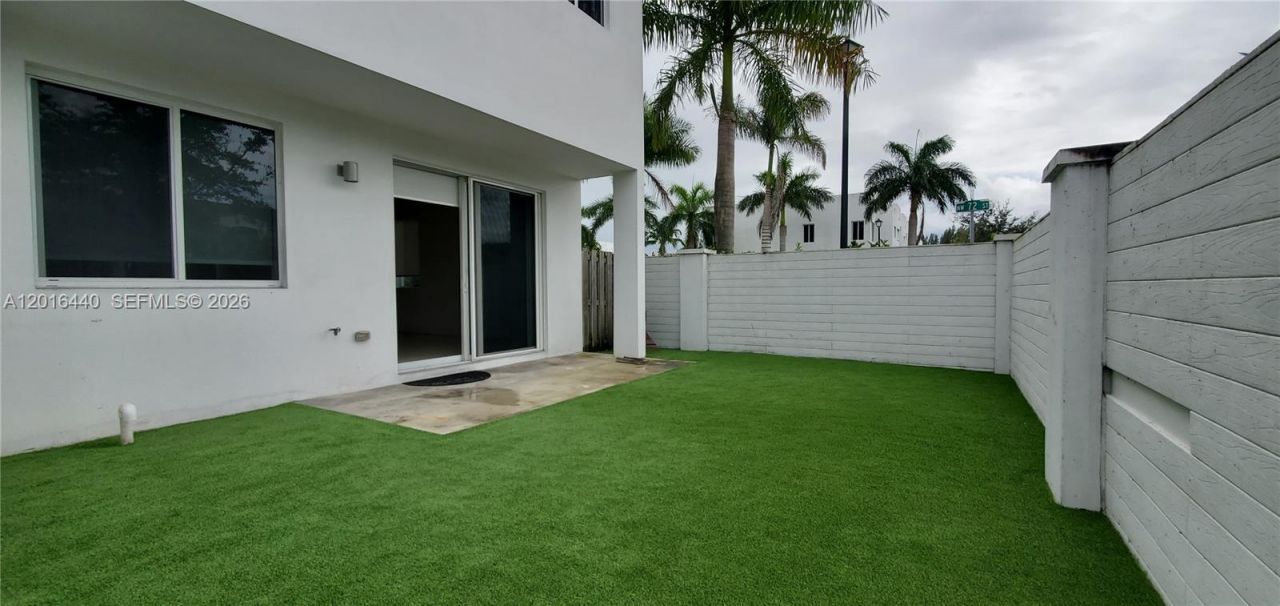 7210 NW 103rd Path , Doral, FL 33178 Photo