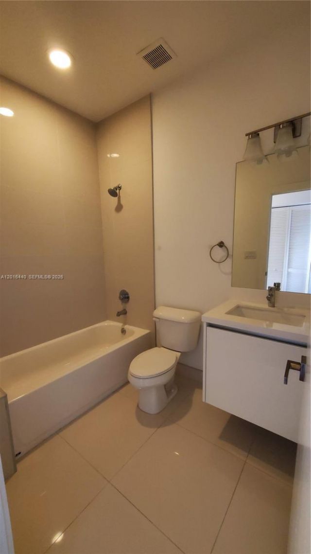 7210 NW 103rd Path , Doral, FL 33178 Photo