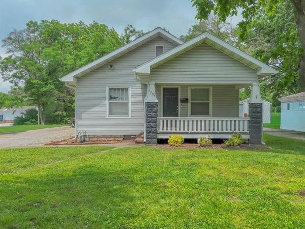1205 E 6th Street, Pittsburg, KS 66762