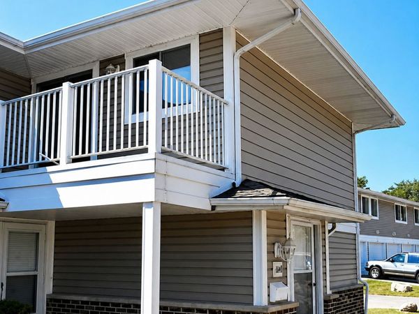 6048 Kit Carson Drive , Unit 6048, Hanover Park, IL 60133