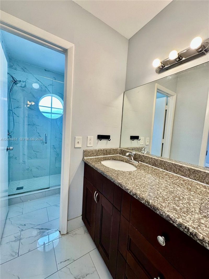 143 Riviera Cir, Unit 143, Weston, FL 33326 Photo