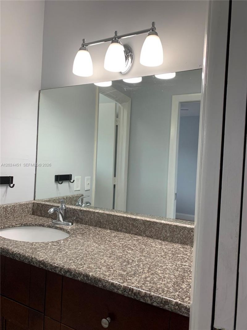143 Riviera Cir , Unit 143, Weston, FL 33326 Photo