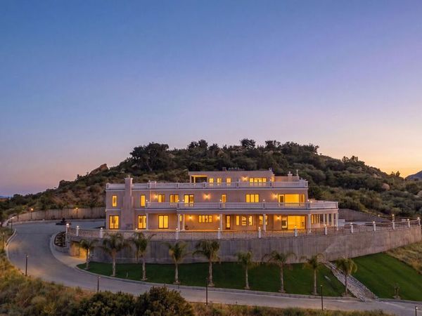 11631 Poema Place , Chatsworth, CA 91311