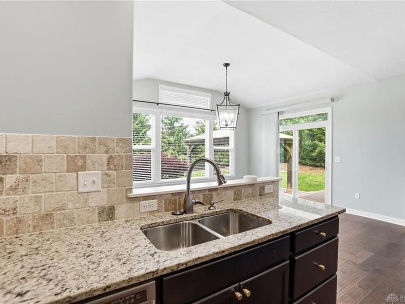 490 Clearsprings Drive, Springboro, OH 45066 Photo 13