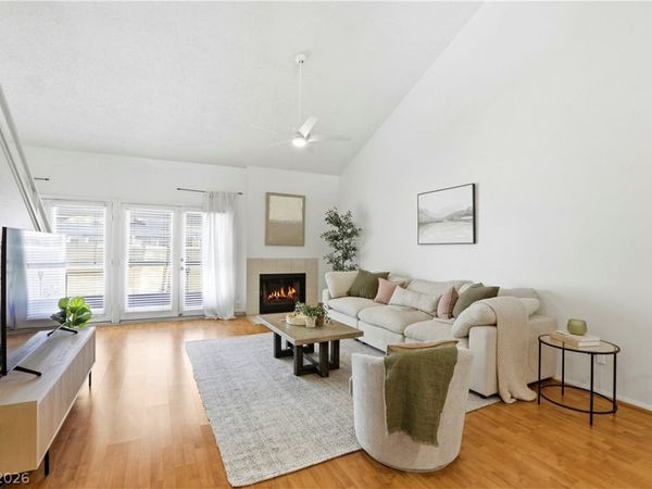 2728 Ferrin Road , Las Vegas, NV 89117