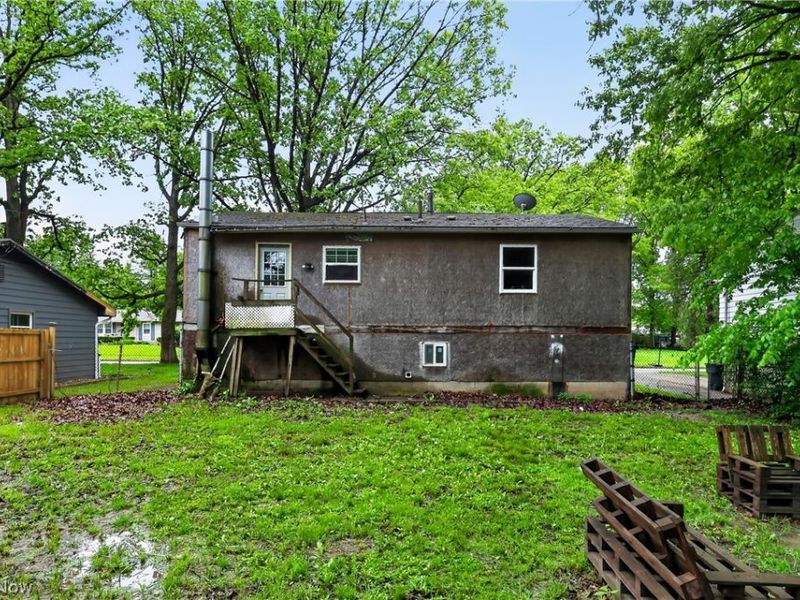 2964 Williamsburg Street NW, Warren, OH 44485 Photo 24