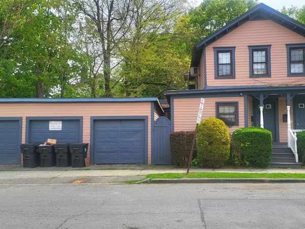 41 Conklin Street , Poughkeepsie, NY 12601