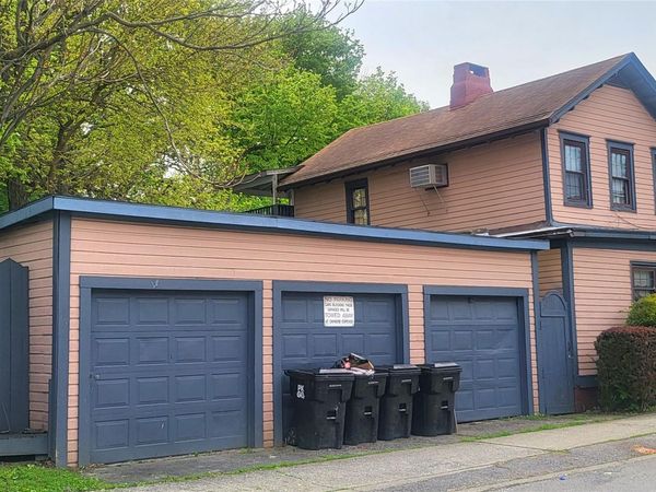 41 Conklin Street , Poughkeepsie, NY 12601
