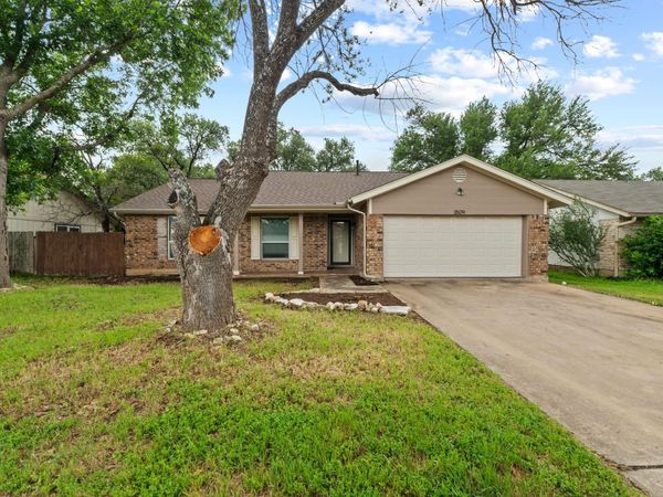 3509 Monument DR, Round Rock, TX 78681
