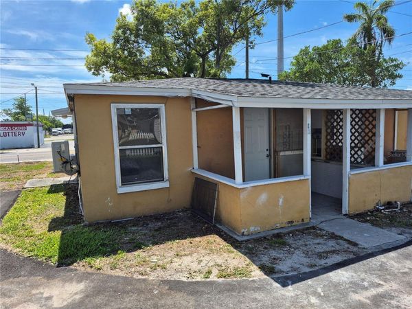 5680 28TH STREET N, Unit D1, ST PETERSBURG, FL 33714