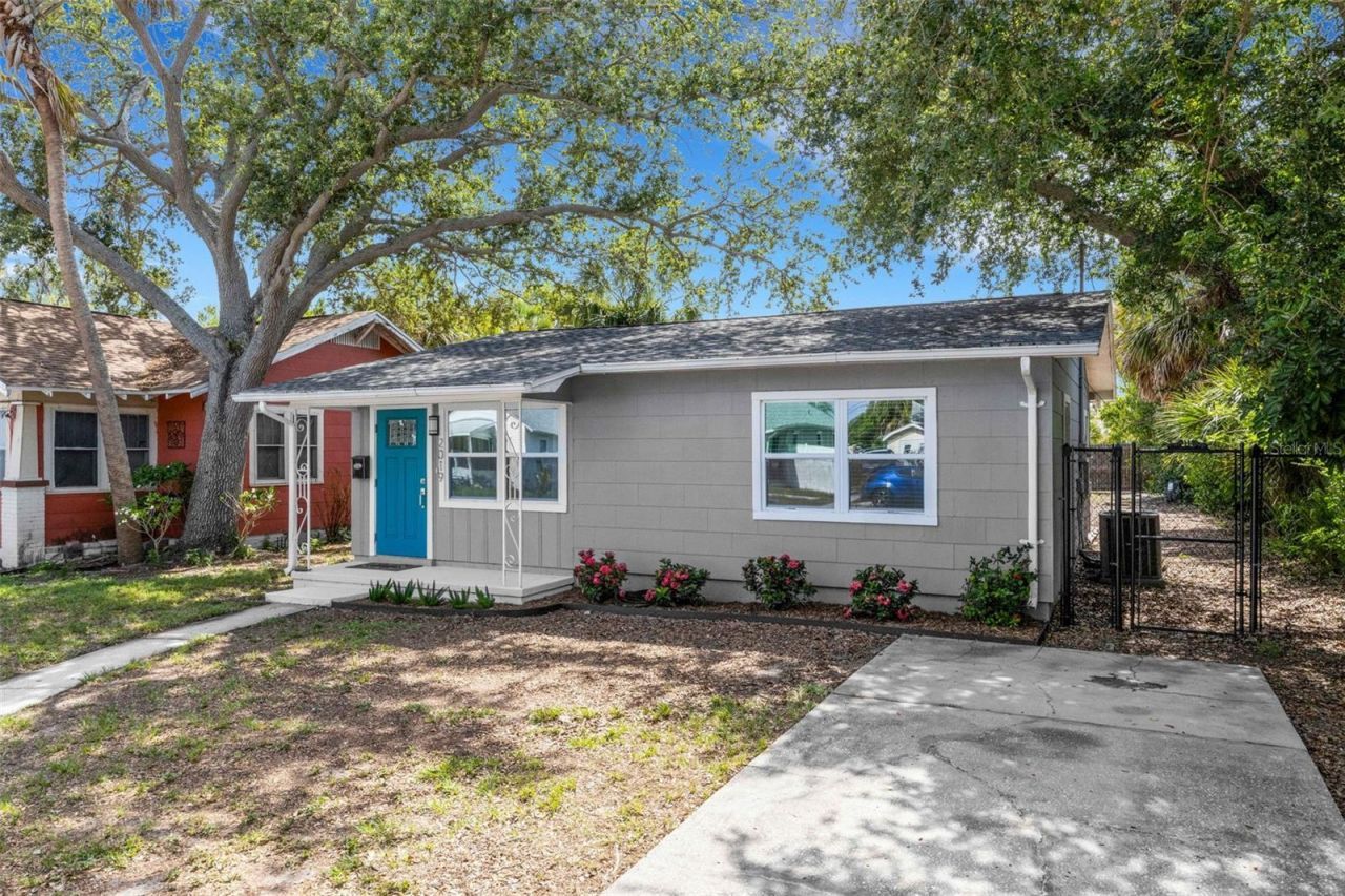 2019 42nd Street S, Saint Petersburg, FL 33711 Photo