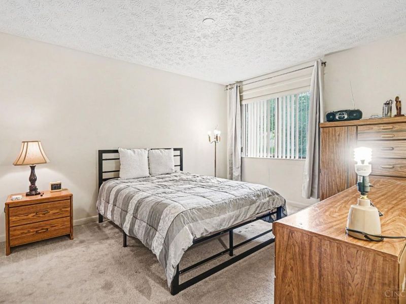 1544 W Galbraith Road, Unit 402, Cincinnati, OH 45231 Photo 10