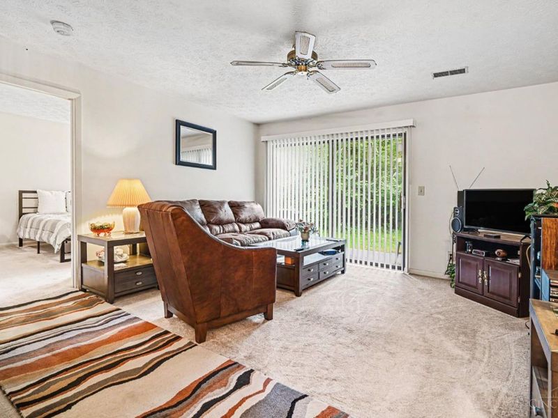 1544 W Galbraith Road, Unit 402, Cincinnati, OH 45231 Photo 5