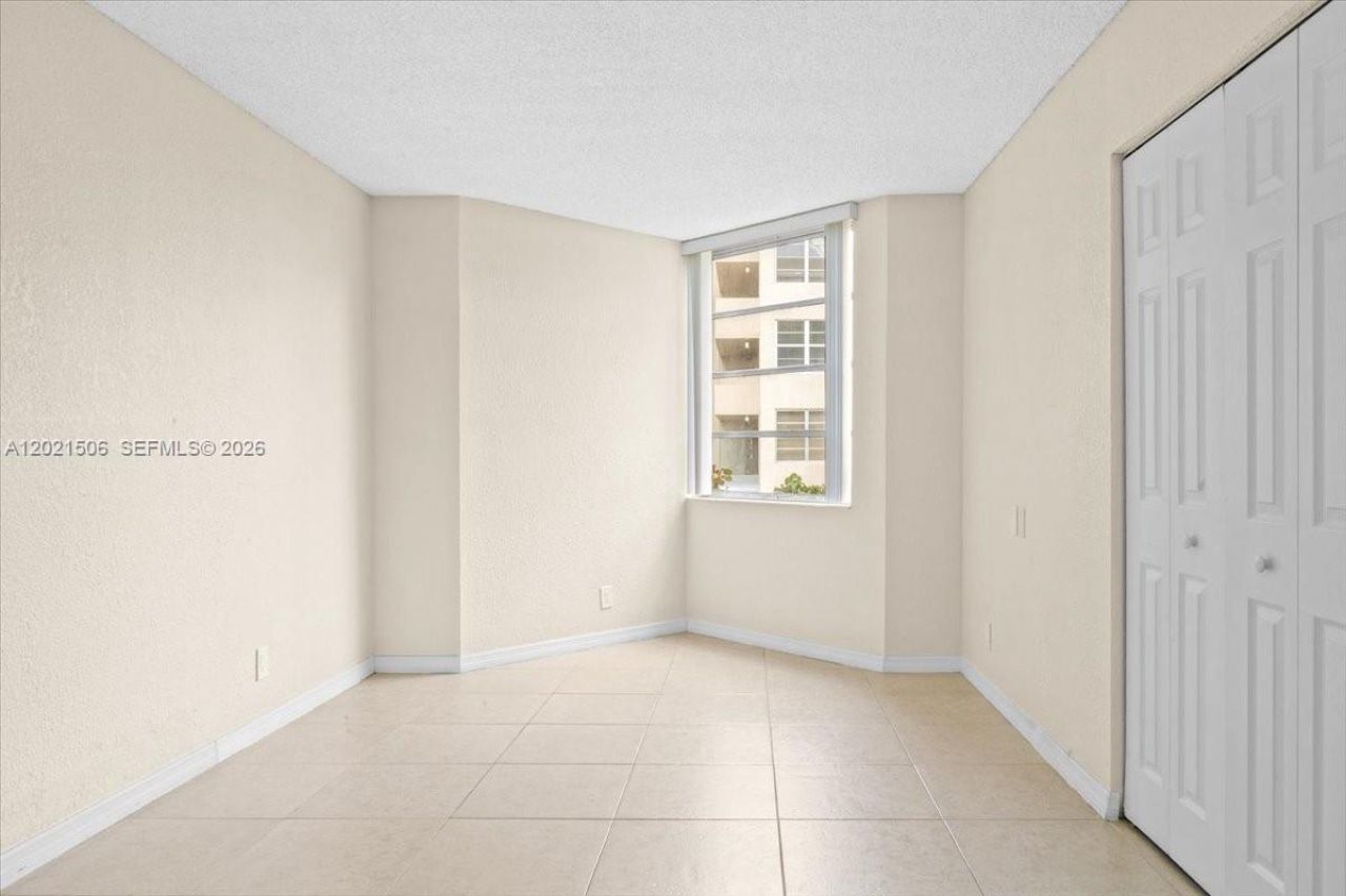9501 Seagrape Dr , Unit 102, Davie, FL 33324 Photo