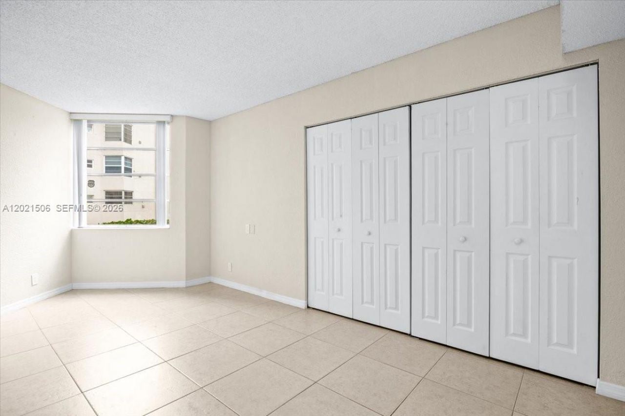 9501 Seagrape Dr , Unit 102, Davie, FL 33324 Photo
