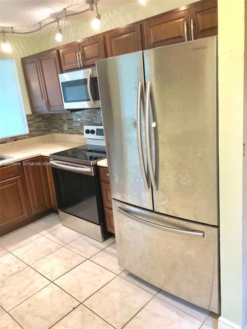 2551 NW 56th Ave , Unit 1-20, Lauderhill, FL 33313 Photo
