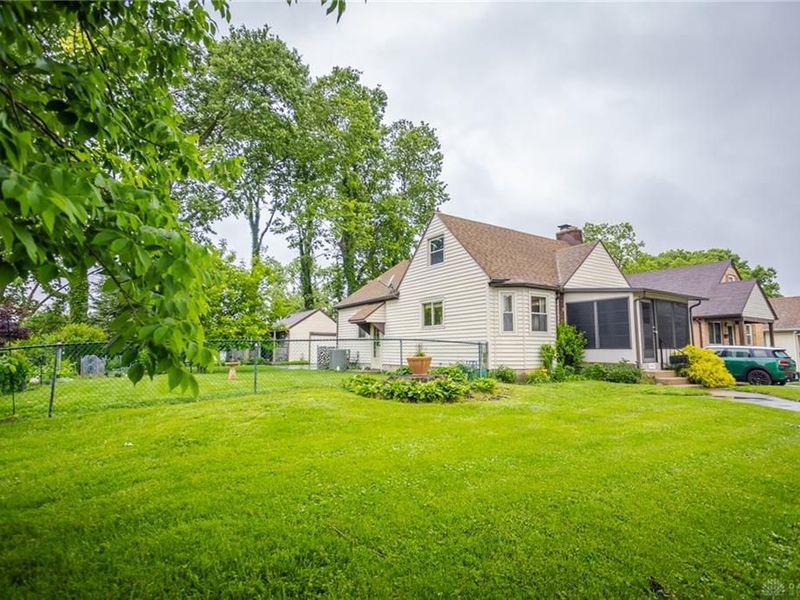 1747 Coventry Road, Dayton, OH 45420 Photo 30
