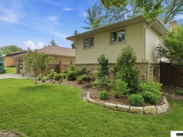2835 Kucera Drive , Lincoln, NE 68502