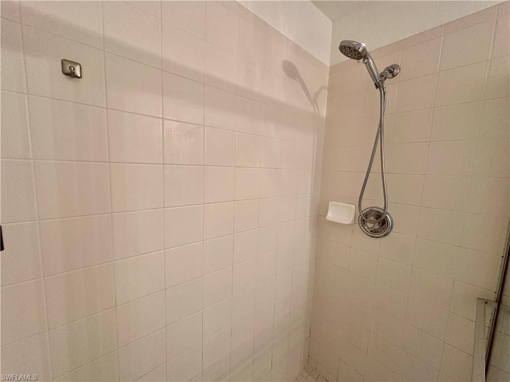 3614 Pine Oak Cir, Unit 103, Fort Myers, FL 33916 Photo
