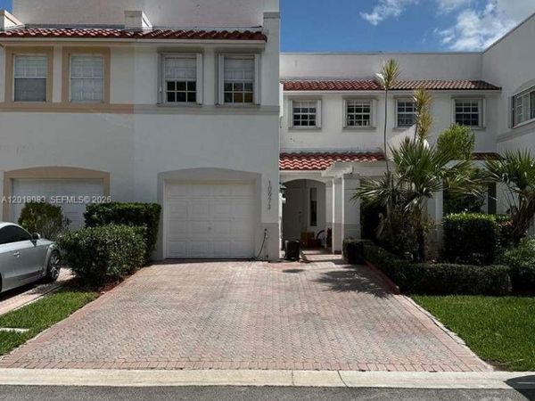 10973 NW 62nd Ter , Doral, FL 33178