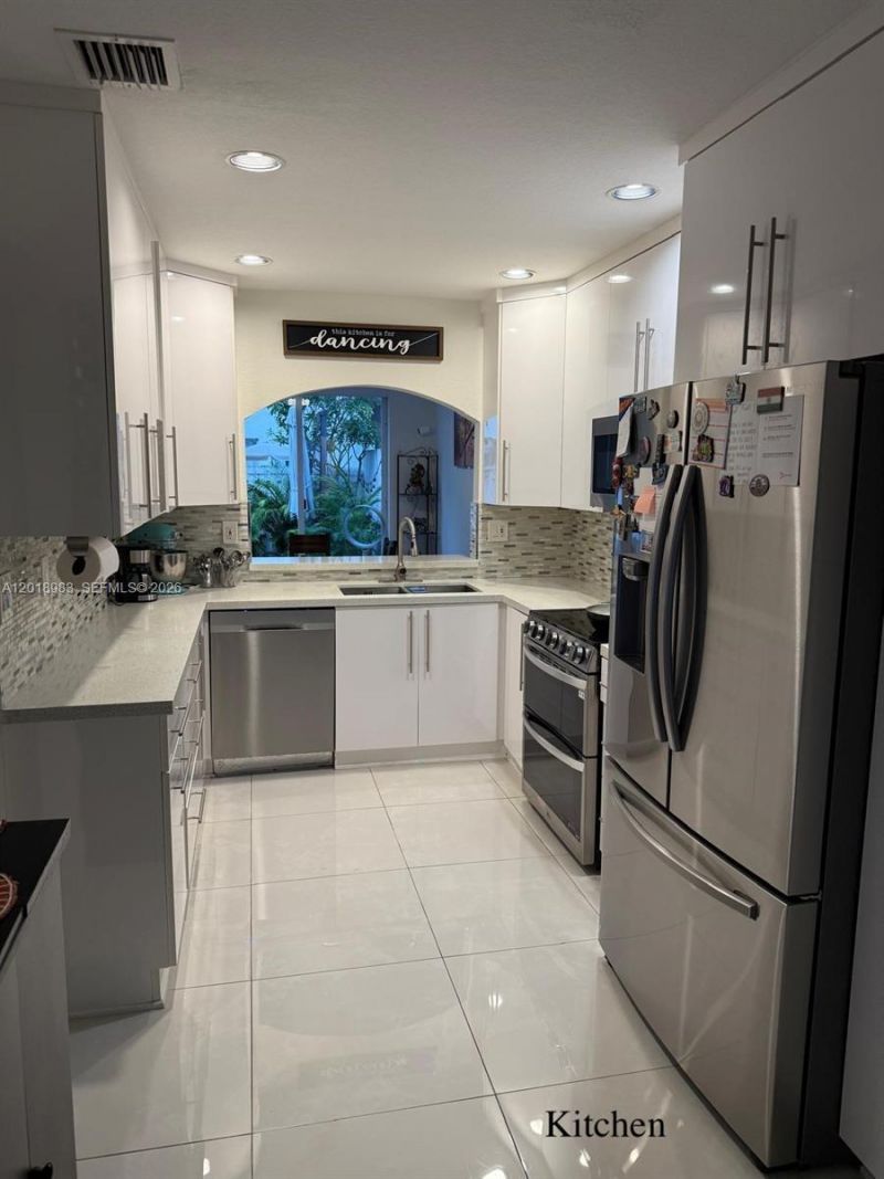 10973 NW 62nd Ter , Doral, FL 33178 Photo